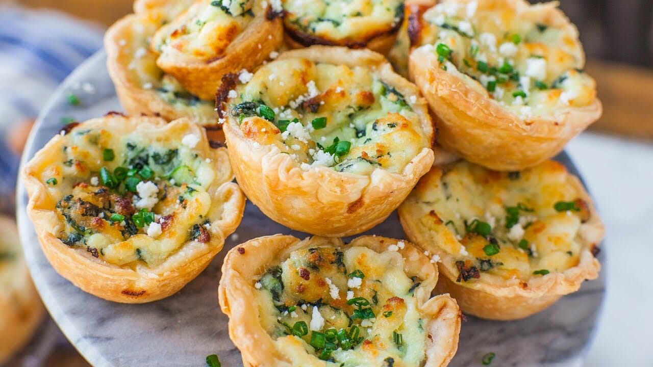 Spinach Panela Tartlets - Easy Appetizer Recipe! - Viva Recipes