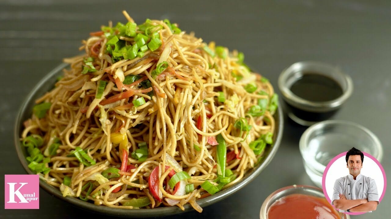 Veg Chowmein Recipe In Hindi Veg Noodles Hakka Noodles Quick Easy